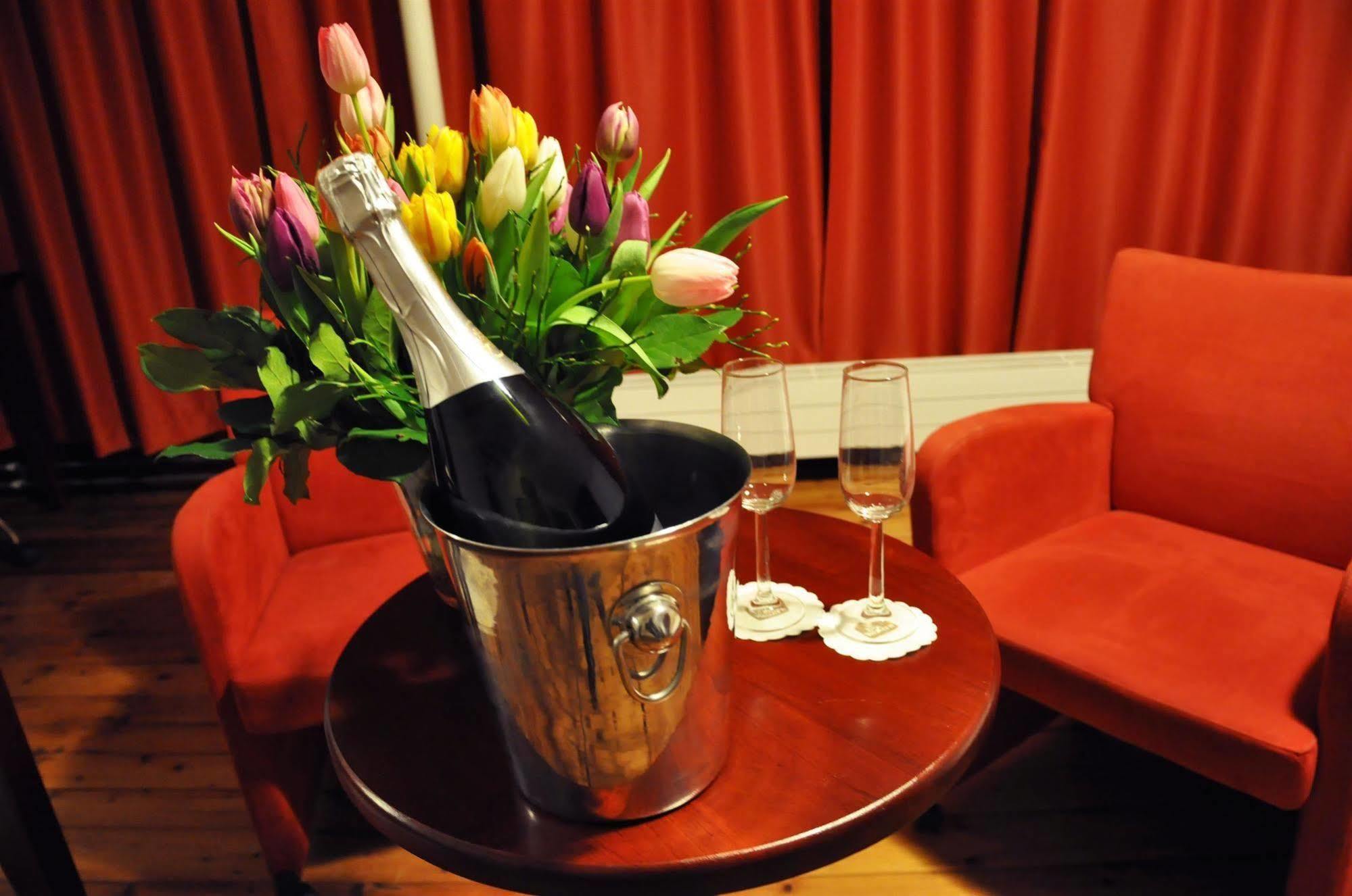 Lange Mare City Hotel Leiden Eksteriør billede